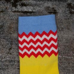 Hohe Socken mit Wellenmuster aus Baumwolle