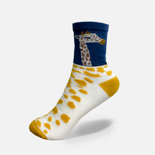 Hohe Baumwollsocken in weiss und blau mit Giraffen Motiv